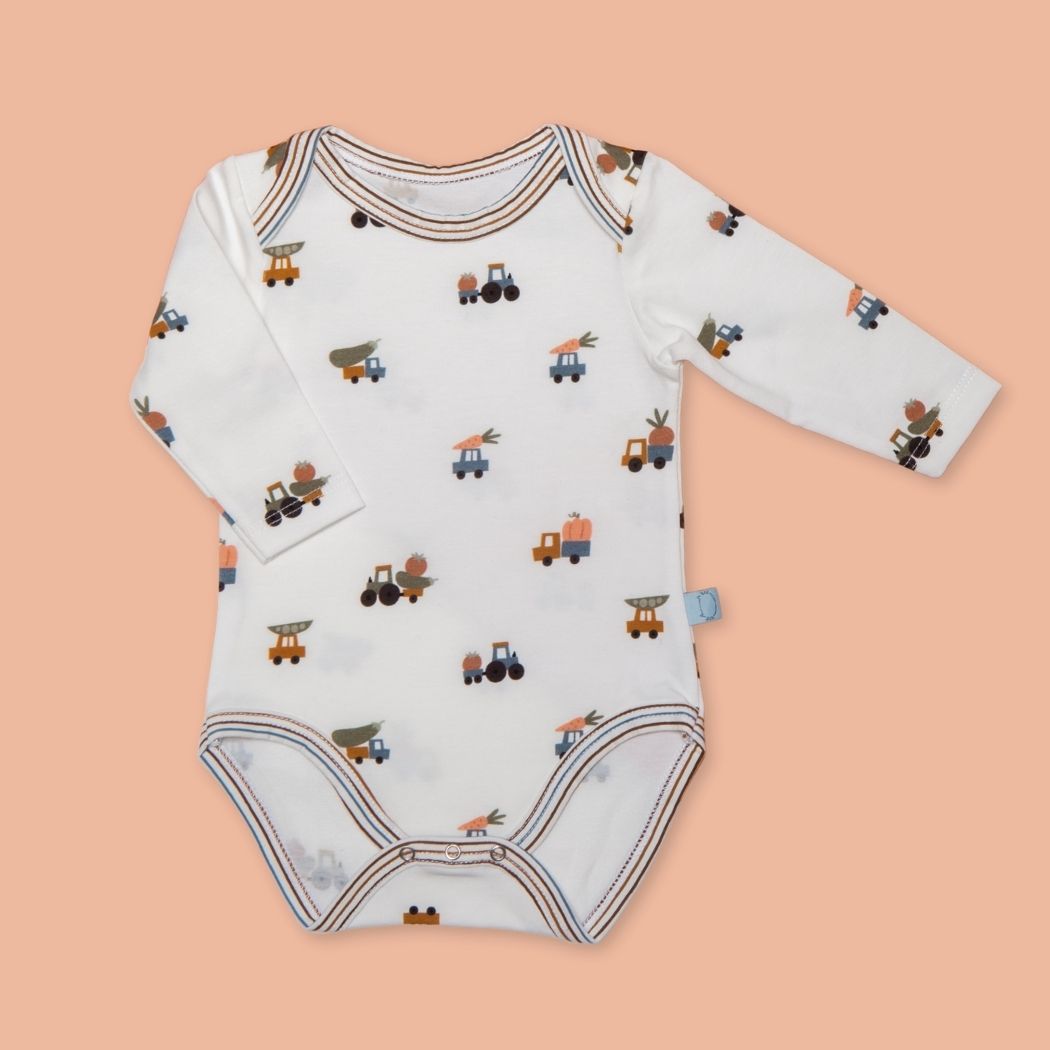 Body neonato a manica lunga in cotone certificato OEKO-TEX® con fantasia trattori – Let the Cat In Body neonato a manica lunga in cotone certificato OEKO-TEX® con fantasia trattori – Let the Cat In